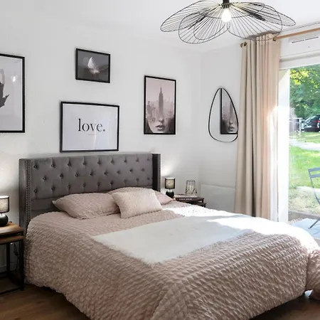 Le Charme Des Bois אמנוויל